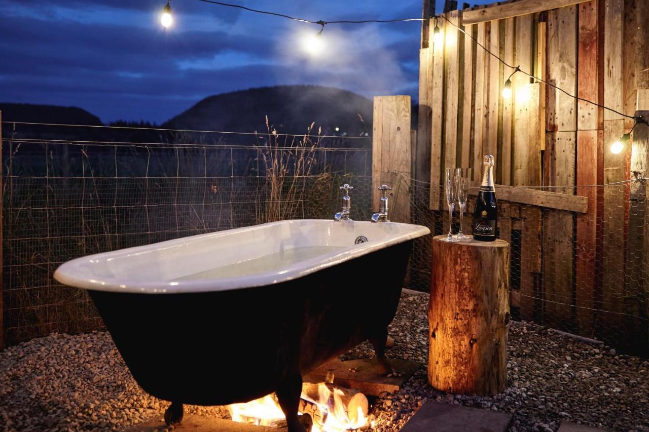 Aileen - Unique Tiny House With Wood Fired Roll Top Bath In Heart Of The Cairngorms Ballater Exterior photo